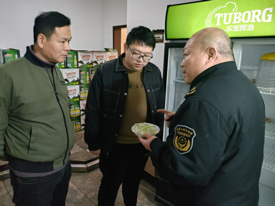 汉寿县市场监管局联合龙阳街道：重拳出击，检查娱乐场所，规范市场秩序